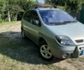 Серый Рено 5, объемом двигателя 0 л и пробегом 210 тыс. км за 4500 $, фото 1 на Automoto.ua