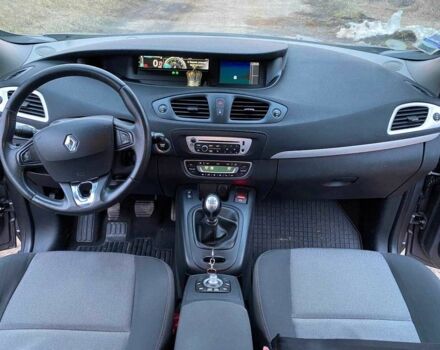 Серый Рено 5, объемом двигателя 1.6 л и пробегом 242 тыс. км за 7750 $, фото 2 на Automoto.ua