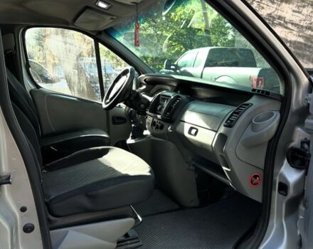 Серый Рено 5, объемом двигателя 2.5 л и пробегом 379 тыс. км за 6800 $, фото 3 на Automoto.ua