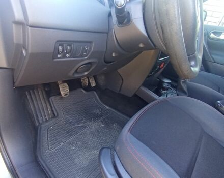 Серый Рено 5, объемом двигателя 1.6 л и пробегом 216 тыс. км за 4999 $, фото 10 на Automoto.ua