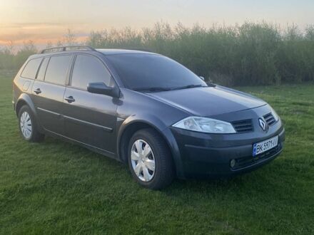 Серый Рено 5, объемом двигателя 1.9 л и пробегом 340 тыс. км за 4800 $, фото 1 на Automoto.ua