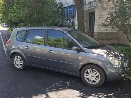 Рено 5 2008 в Ладыжин на Automoto.ua Серый Рено 5, объемом двигателя 1.6 л и пробегом 250 тыс. км за 5400 $, фото 1 на Automoto.ua