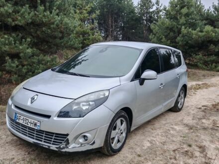 Серый Рено 5, объемом двигателя 0 л и пробегом 265 тыс. км за 3500 $, фото 1 на Automoto.ua