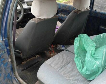 Синий Рено 5, объемом двигателя 1.4 л и пробегом 220 тыс. км за 400 $, фото 4 на Automoto.ua