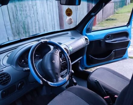 Синий Рено 5, объемом двигателя 1.1 л и пробегом 201 тыс. км за 2000 $, фото 3 на Automoto.ua