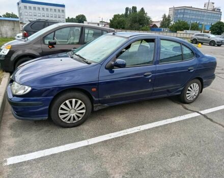 Синий Рено 5, объемом двигателя 0 л и пробегом 343 тыс. км за 2300 $, фото 1 на Automoto.ua