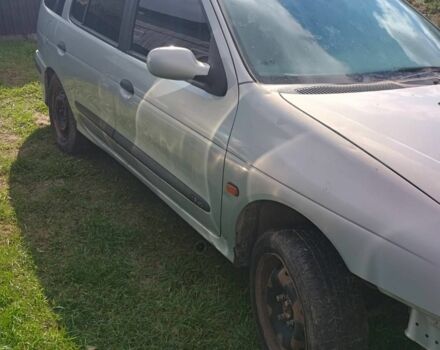 Синий Рено 5, объемом двигателя 1 л и пробегом 111 тыс. км за 805 $, фото 2 на Automoto.ua