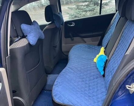 Синий Рено 5, объемом двигателя 1.4 л и пробегом 2 тыс. км за 4750 $, фото 15 на Automoto.ua