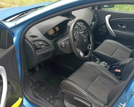 Синий Рено 5, объемом двигателя 1.5 л и пробегом 375 тыс. км за 6800 $, фото 4 на Automoto.ua