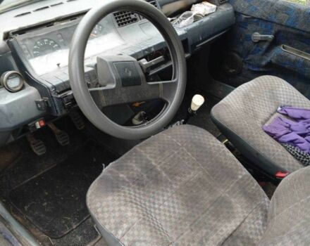 Синий Рено 5, объемом двигателя 1.4 л и пробегом 220 тыс. км за 400 $, фото 1 на Automoto.ua