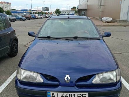 Рено 5 1998 в Борисполе на Automoto.ua Синий Рено 5, объемом двигателя 1.6 л и пробегом 343 тыс. км за 2300 $, фото 1 на Automoto.ua