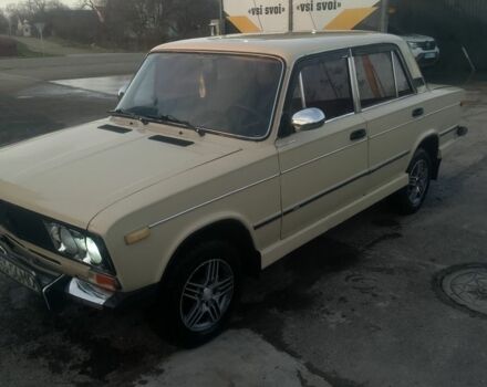 Бежевый Рено 6, объемом двигателя 6 л и пробегом 1 тыс. км за 1200 $, фото 4 на Automoto.ua