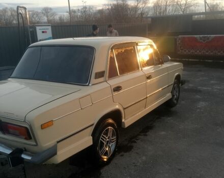 Бежевый Рено 6, объемом двигателя 6 л и пробегом 1 тыс. км за 1200 $, фото 5 на Automoto.ua