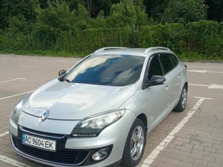 Рено 6 2012 у Луцьку на Automoto.ua Сірий Рено 6, об'ємом двигуна 1.5 л та пробігом 317 тис. км за 7800 $, фото 1 на Automoto.ua