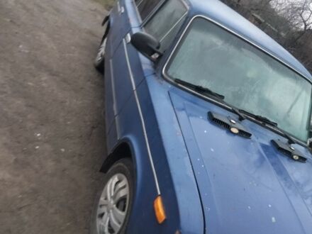 Синий Рено 6, объемом двигателя 1.3 л и пробегом 1000 тыс. км за 356 $, фото 1 на Automoto.ua