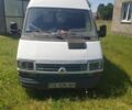 Белый Рено 8, объемом двигателя 2.5 л и пробегом 555 тыс. км за 1100 $, фото 3 на Automoto.ua