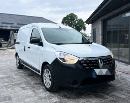 Белый Рено 8, объемом двигателя 0 л и пробегом 2 тыс. км за 7999 $, фото 7 на Automoto.ua