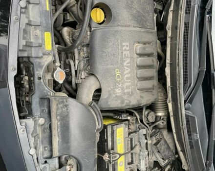 Черный Рено 8, объемом двигателя 2 л и пробегом 148 тыс. км за 7500 $, фото 3 на Automoto.ua