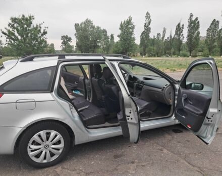 Серый Рено 8, объемом двигателя 1.9 л и пробегом 405 тыс. км за 3600 $, фото 15 на Automoto.ua