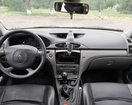 Серый Рено 8, объемом двигателя 1.9 л и пробегом 405 тыс. км за 3600 $, фото 20 на Automoto.ua