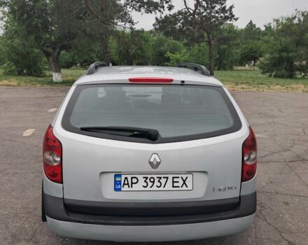 Серый Рено 8, объемом двигателя 1.9 л и пробегом 405 тыс. км за 3600 $, фото 5 на Automoto.ua