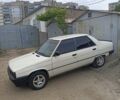 Белый Рено 9, объемом двигателя 1.4 л и пробегом 205 тыс. км за 2200 $, фото 1 на Automoto.ua