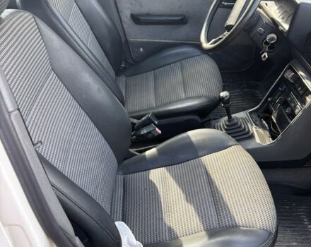 Белый Рено 9, объемом двигателя 1.7 л и пробегом 250 тыс. км за 15000 $, фото 5 на Automoto.ua