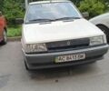 Білий Рено 9, об'ємом двигуна 1.4 л та пробігом 400 тис. км за 550 $, фото 1 на Automoto.ua