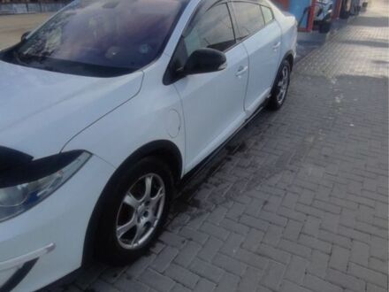 Рено 9 2012 в Житомире на Automoto.ua Белый Рено 9, объемом двигателя 0 л и пробегом 65 тыс. км за 7500 $, фото 1 на Automoto.ua