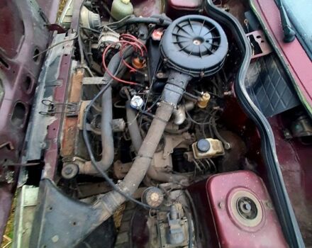 Красный Рено 9, объемом двигателя 1.5 л и пробегом 179 тыс. км за 500 $, фото 5 на Automoto.ua