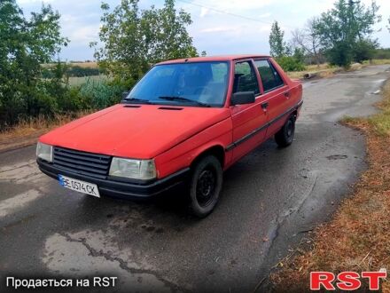 Рено 9 1988 в Вознесенске на Automoto.ua Красный Рено 9, объемом двигателя 1.4 л и пробегом 250 тыс. км за 850 $, фото 1 на Automoto.ua