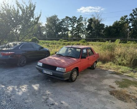 Червоний Рено 9, об'ємом двигуна 0 л та пробігом 3 тис. км за 1000 $, фото 1 на Automoto.ua