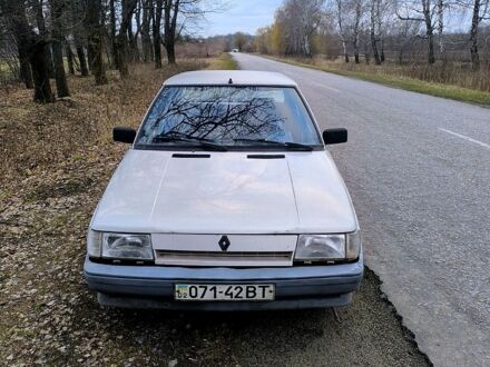 Рено 9 1987 у Калиновке на Automoto.ua Рено 9, об'ємом двигуна 16 л та пробігом 0 тис. км за 850 $, фото 1 на Automoto.ua