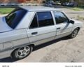 Серый Рено 9, объемом двигателя 1.4 л и пробегом 210 тыс. км за 1423 $, фото 2 на Automoto.ua