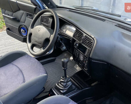 Синий Рено 9, объемом двигателя 1.4 л и пробегом 300 тыс. км за 1400 $, фото 17 на Automoto.ua