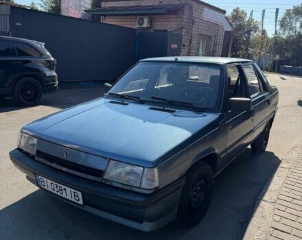 Синій Рено 9, об'ємом двигуна 1.4 л та пробігом 279 тис. км за 1300 $, фото 1 на Automoto.ua