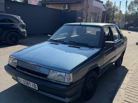 Синий Рено 9, объемом двигателя 1.4 л и пробегом 277 тыс. км за 1100 $, фото 1 на Automoto.ua