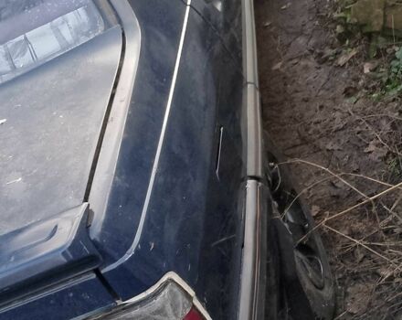 Синий Рено 9, объемом двигателя 1.4 л и пробегом 777 тыс. км за 710 $, фото 1 на Automoto.ua