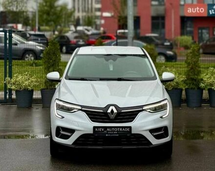 Белый Рено Arkana, объемом двигателя 1.6 л и пробегом 101 тыс. км за 15700 $, фото 3 на Automoto.ua
