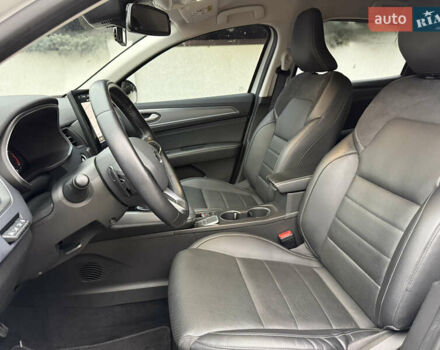 Белый Рено Arkana, объемом двигателя 1.33 л и пробегом 50 тыс. км за 15750 $, фото 16 на Automoto.ua