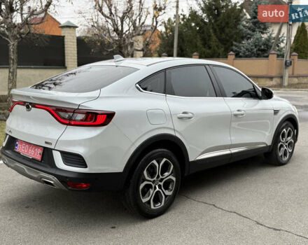 Белый Рено Arkana, объемом двигателя 1.33 л и пробегом 50 тыс. км за 15750 $, фото 4 на Automoto.ua