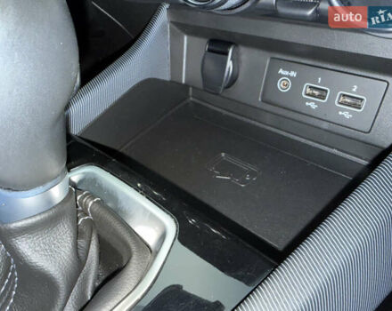 Белый Рено Arkana, объемом двигателя 1.33 л и пробегом 50 тыс. км за 15750 $, фото 28 на Automoto.ua