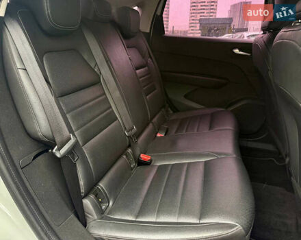 Белый Рено Arkana, объемом двигателя 1.6 л и пробегом 101 тыс. км за 15700 $, фото 30 на Automoto.ua