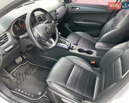 Белый Рено Arkana, объемом двигателя 1.6 л и пробегом 101 тыс. км за 15900 $, фото 26 на Automoto.ua