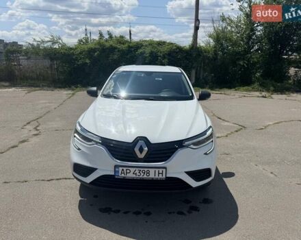 Белый Рено Arkana, объемом двигателя 1.6 л и пробегом 52 тыс. км за 17000 $, фото 2 на Automoto.ua