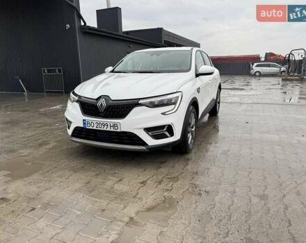 Белый Рено Arkana, объемом двигателя 1.6 л и пробегом 22 тыс. км за 24500 $, фото 1 на Automoto.ua