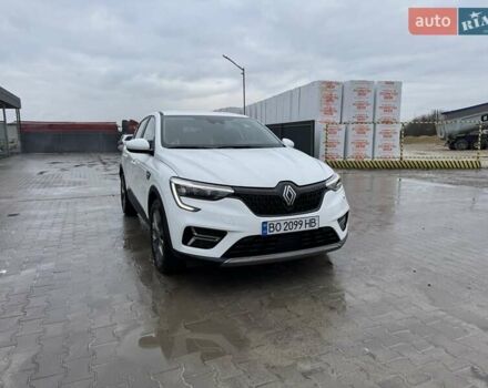 Белый Рено Arkana, объемом двигателя 1.6 л и пробегом 22 тыс. км за 24500 $, фото 2 на Automoto.ua