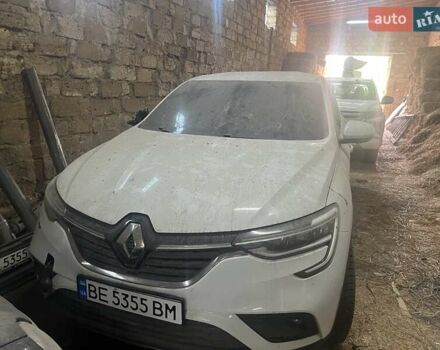 Белый Рено Arkana, объемом двигателя 1.3 л и пробегом 45 тыс. км за 7500 $, фото 1 на Automoto.ua