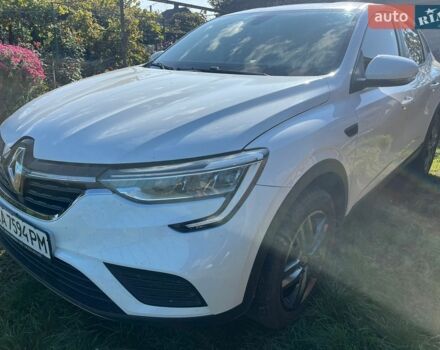 Белый Рено Arkana, объемом двигателя 1.6 л и пробегом 103 тыс. км за 12900 $, фото 1 на Automoto.ua