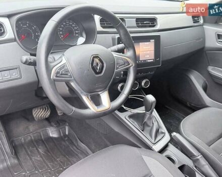 Чорний Рено Arkana, об'ємом двигуна 1.6 л та пробігом 74 тис. км за 16500 $, фото 9 на Automoto.ua